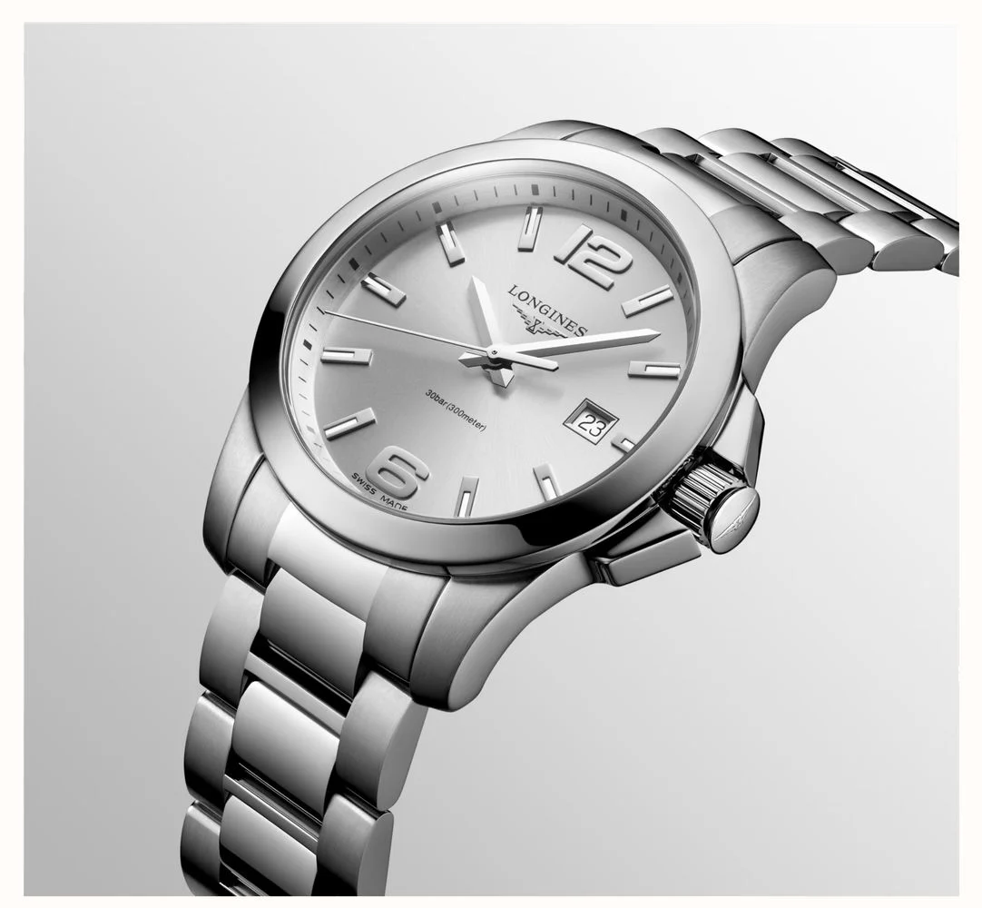 LONGINES Conquest Quartz (41mm) Silver Dial / Stainless Steel Bracelet - Image 3