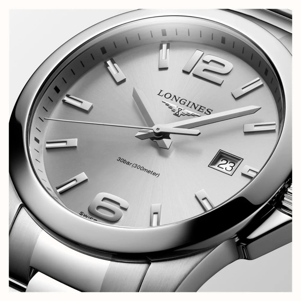 LONGINES Conquest Quartz (41mm) Silver Dial / Stainless Steel Bracelet
