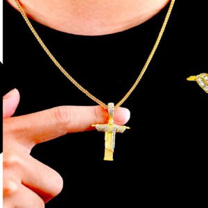 Moissanite Cristo Redentor Pendant - Micro